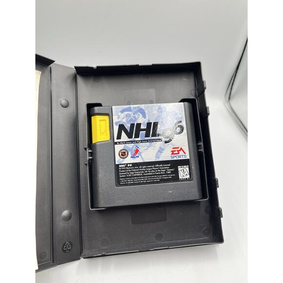 NHL Hockey 96 (Sega Genesis, 1995) Complete ~ Tested & Working - Picture 4 of 9